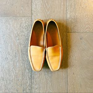 Tod’s loafers